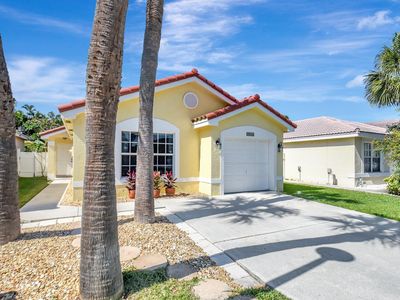 8024 Stirrup Cay Court