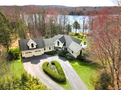 16 Deforest Drive