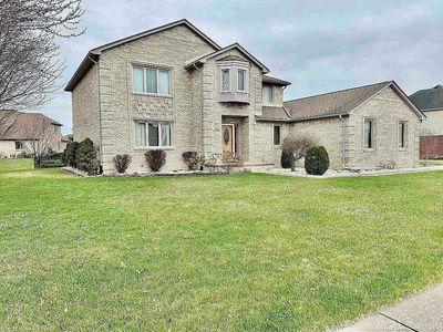47630 Robins Nest Dr