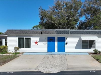 13 Hamlin Ct