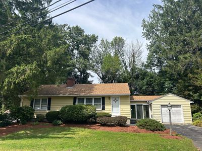 4 Eagle Ln