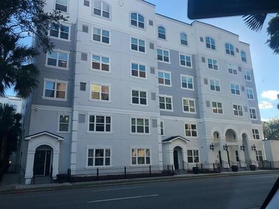 304 E South St Unit 6028