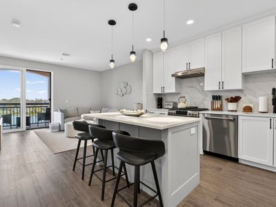 18 Artisan Drive #404