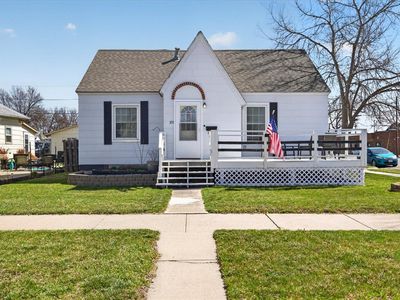 301 2nd Ave