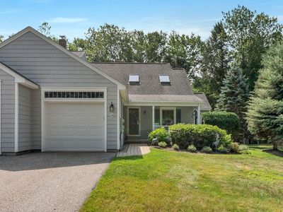 115 Hampton Glen Drive #25