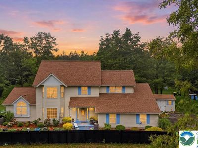 222 Martha Ln