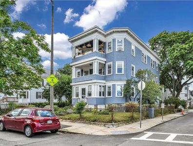 559 Adams St #2