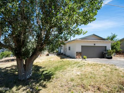 Property at 1442 Topaz Ln, Gardnerville, NV
