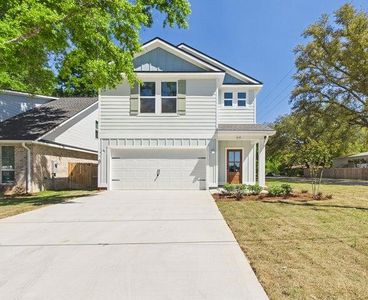 805 Cedar Ave S