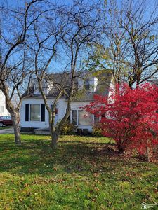 877 Rambow Dr