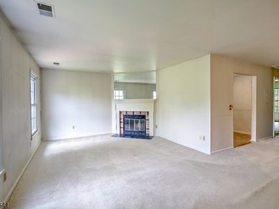 89 Jamestown Rd