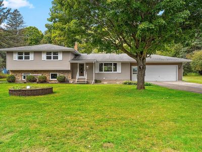 5224 Woodland DRIVE