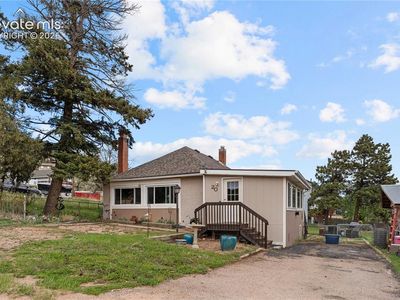 20 Larkspur St