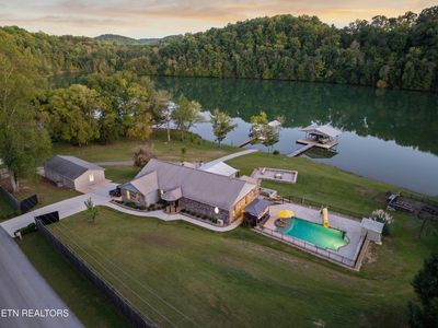 274 Lakecrest Dr