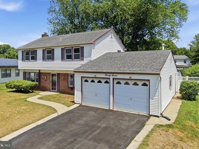 Property at 27 Northgate Ln, Willingboro, NJ