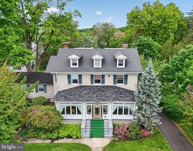 121 Weldy Ave