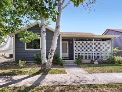 780 Zircon Ave