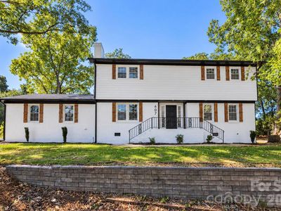 607 Willow Ln