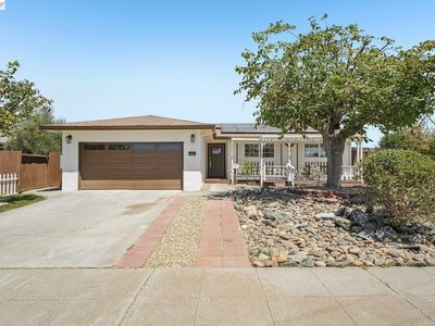 5954 Running Hills Ave