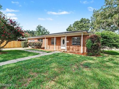1456 DANBURY Road
