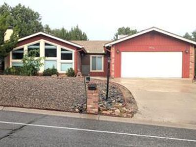 4976 Hornet Dr