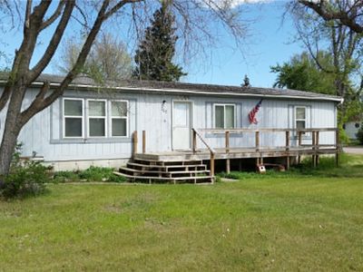 203 2nd St W