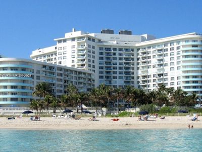 5161 Collins Ave APT 1403