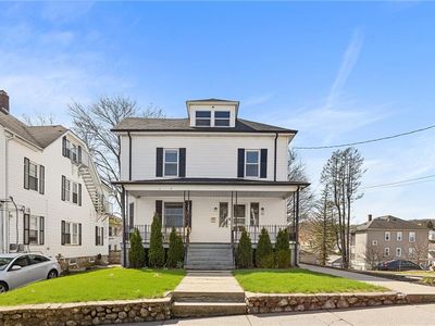 32 5th Ave