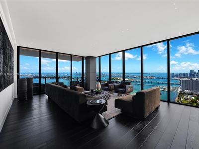 788 NE 23rd St UNIT 5401