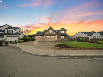 1579 S Pepperwood St