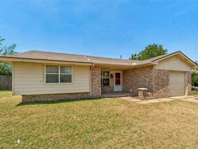 Property at 705 S Howard Ave, Moore, OK