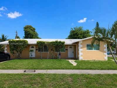 1621 NW 52nd Ave