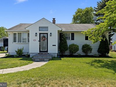 302 W Henry St