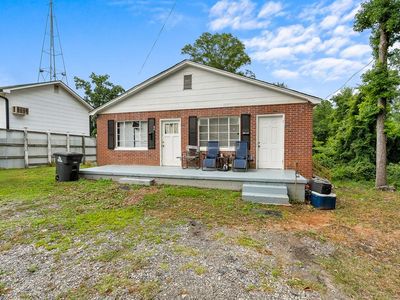 7 Edgewood Dr