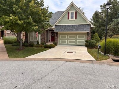 709 Huntwood Ter