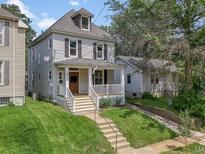 3627 Commonwealth Ave
