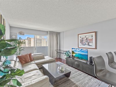 2421 Ala Wai Blvd APT 1902