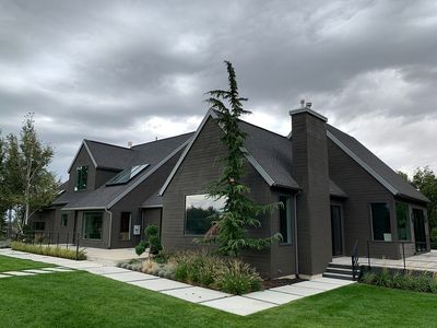 11085 N Yarrow Cir