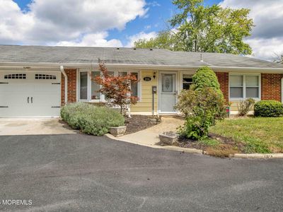 211A Huntington Drive