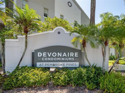 11145 SW 6th St APT 302
