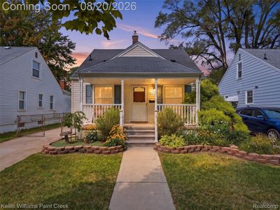Property at 905 N Kenwood Ave, Royal Oak, MI