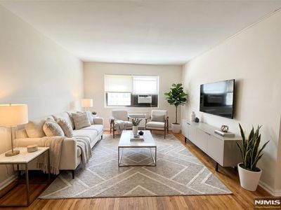 3050 Edwin Ave APT 3F