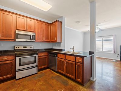 910 W 25th St #209