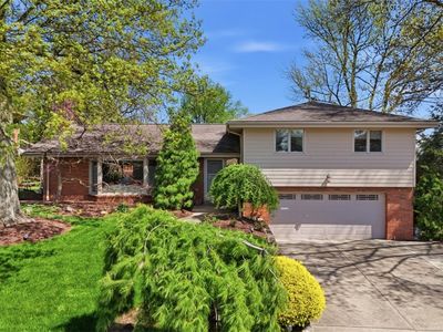 1193 Lakemont Dr