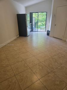 818 E Palm Run Dr