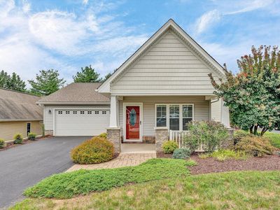 8110 Golden Oak Ln