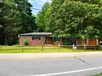 2575 Country Club Rd