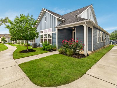 108 Lafitte Dr #102