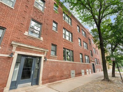 1454 W Roscoe St APT 1E