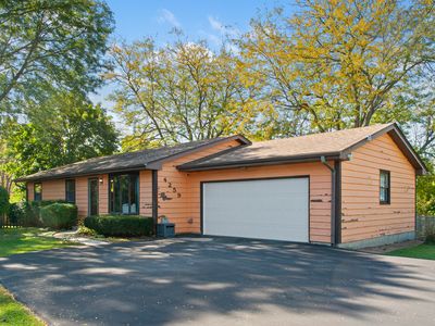 4259 Lake Park Ave